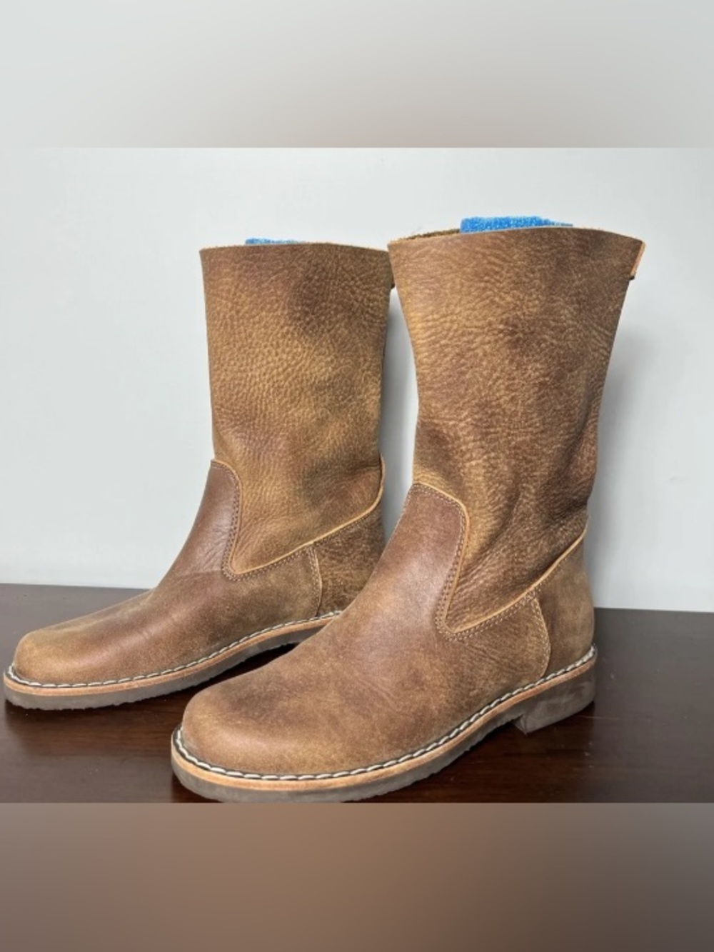 Roots Leather Tribal Boot Foldover Size 6.5